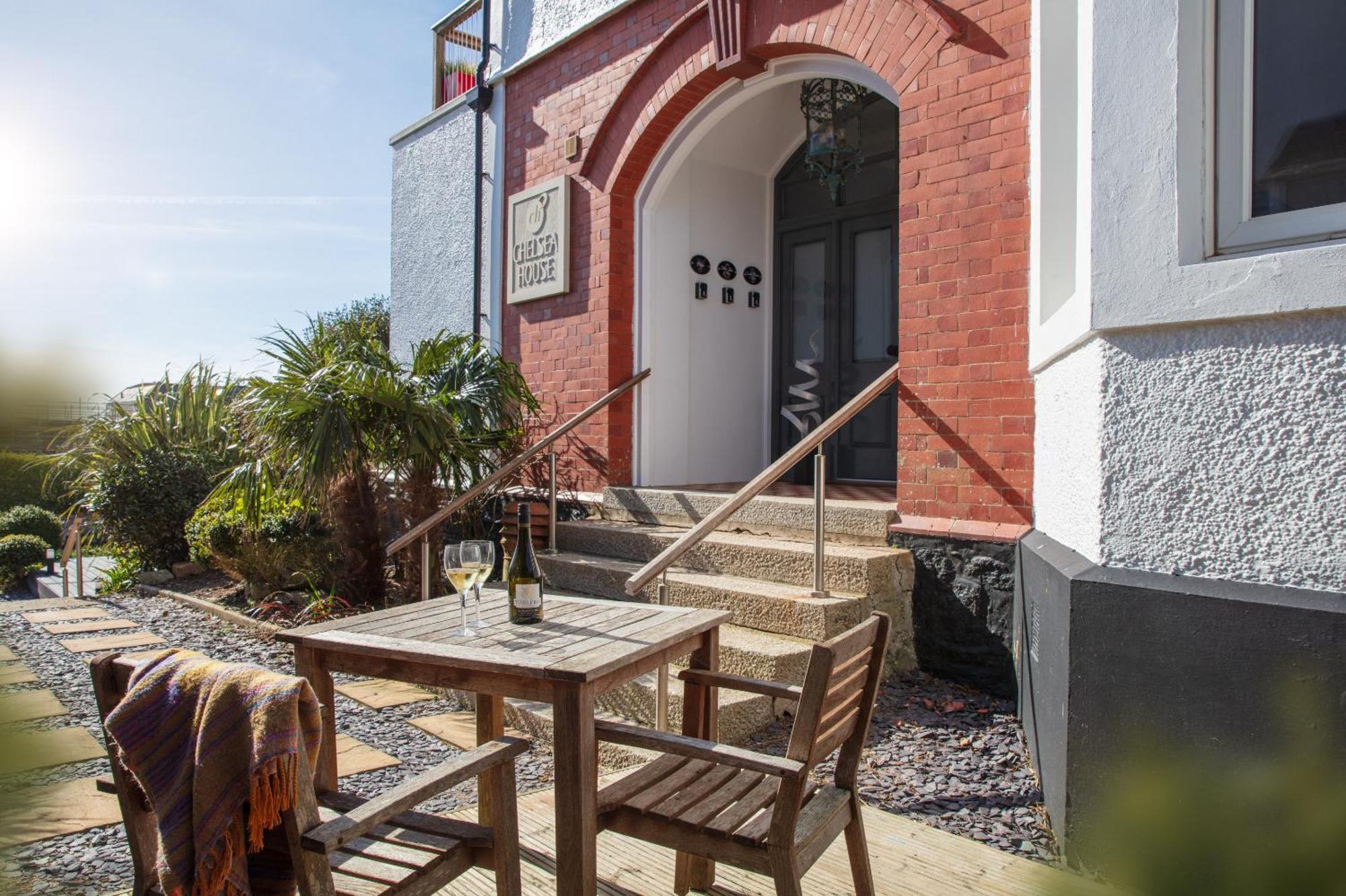 Chelsea House Holiday Apartments Falmouth Eksteriør billede